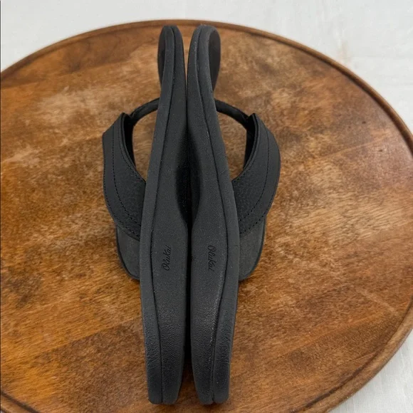 Olukai Sandals Wm 10 Ohana Black Thong Flip Flops Fishing Camping Beach Pool - Picture 7 of 9